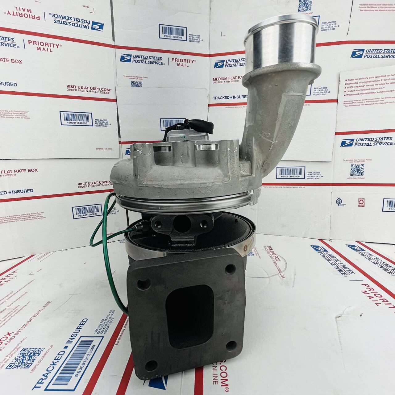 Original Turbocharger DZ111586 For John Deere B2 12639700160
