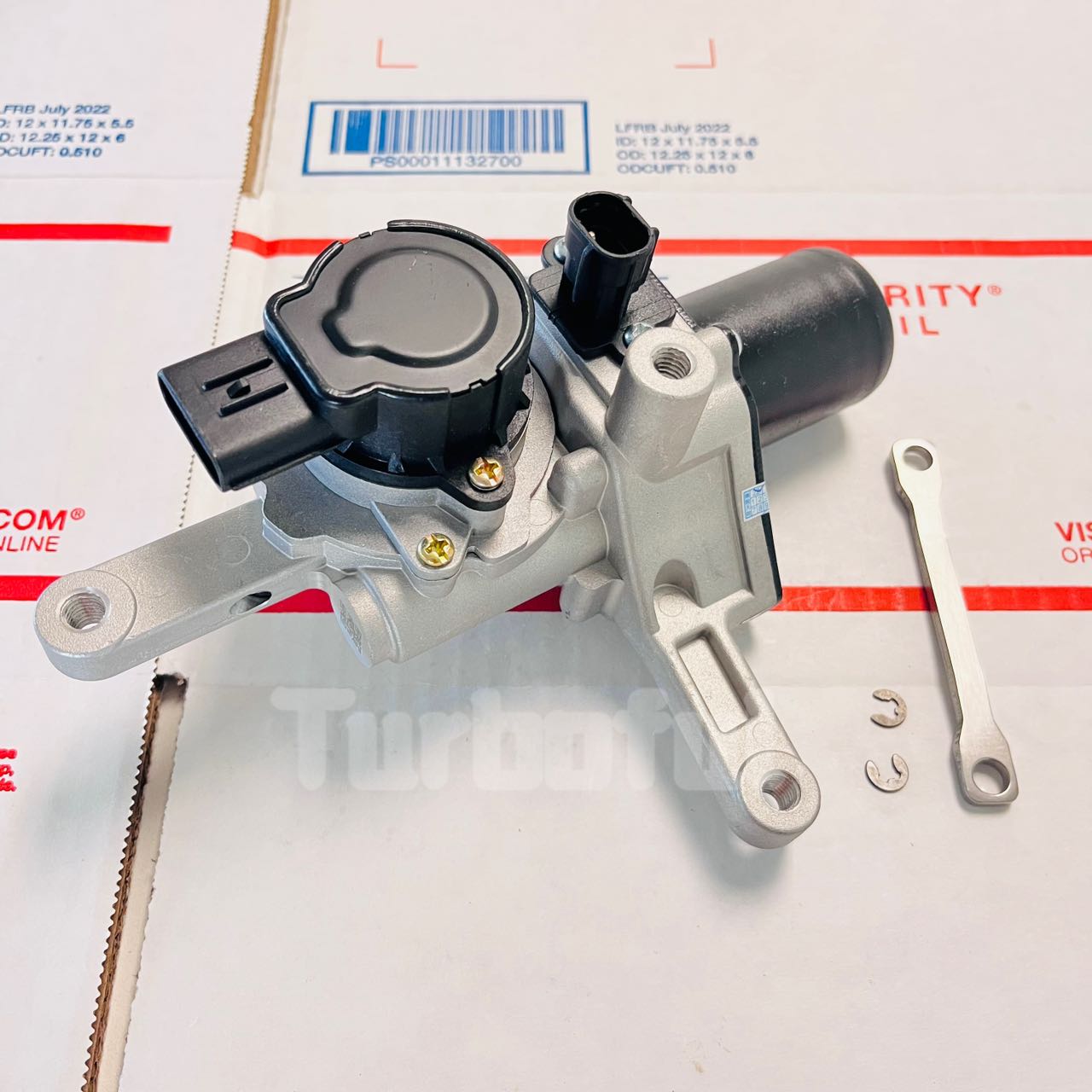 Turbo Electric Actuator 17201-30150 for Toyota Hiace 3.0 D4D 126Kw 171HP 1KD-FTV