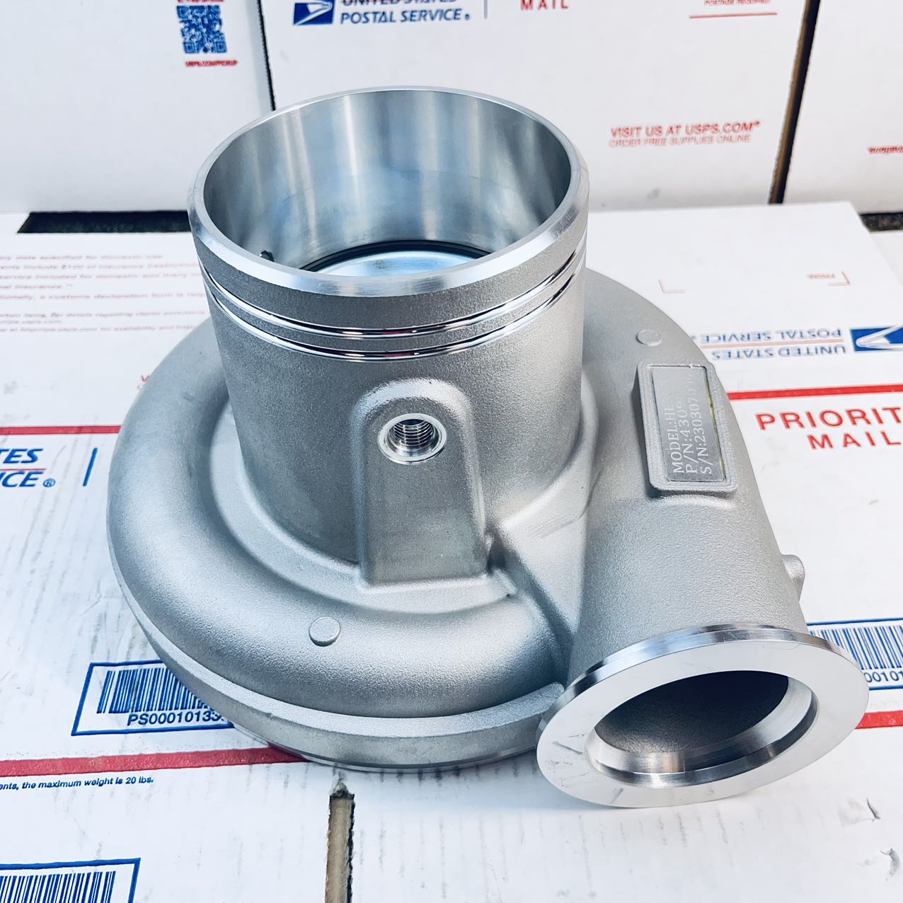 Compressor housing