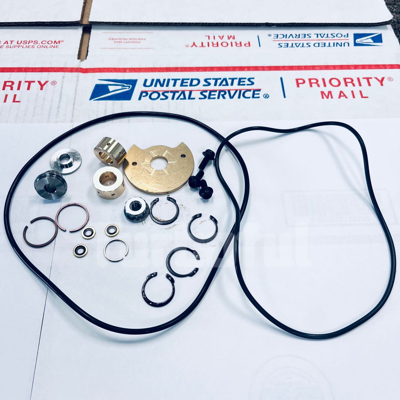 Rebuild kit Repair kit 4046943 HE531V HY55V for 2007- Iveco Truck