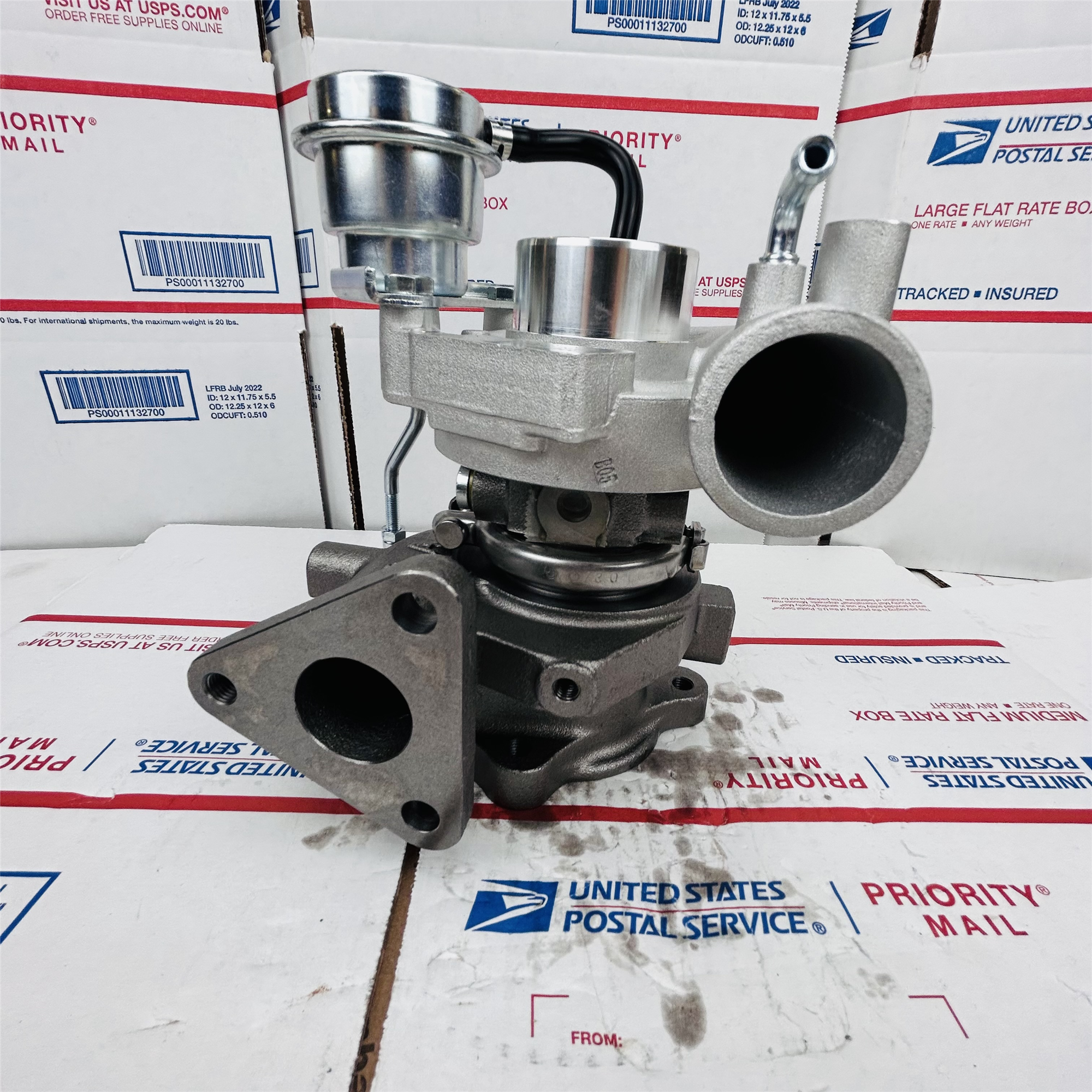 New TF035HM Turbo 49135-03310 4913503310 ME202966 For Mitsubishi Pajero 4M40